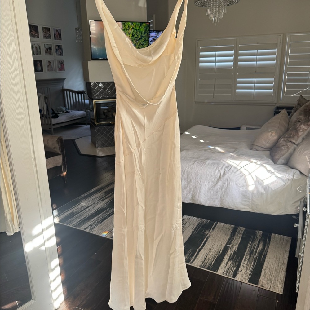 Elegant Silk Ivory Evening Gown